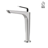 Mitigeur de lavabo avec garniture de vidage 1”1/4. Tuyaux d'alimentation électrique F 3/8”.